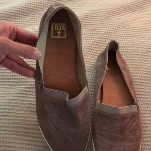 Frye Womens flats size 8.5, really soft leather.